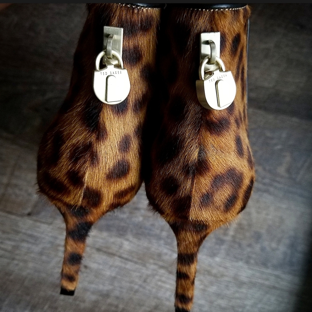 TED BAKER LOKETEL LEOPARD BOOTIES 3 - Picture 5 of 7